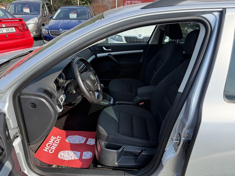 Škoda Octavia 1.4 TSI FAMILY - fotka 8 z 13