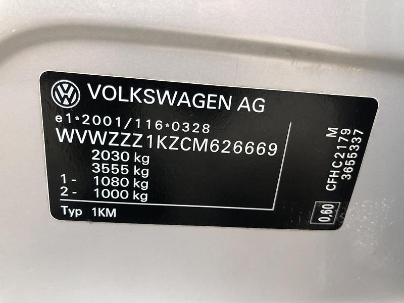 Volkswagen Golf (2011) 2,0TDi STYLE nez. rezervace - fotka 67 z 68