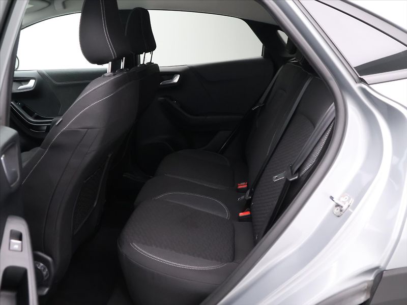 Ford Puma 1,0 EcoBoost mHEV 114kW Titani - fotka 14 z 28