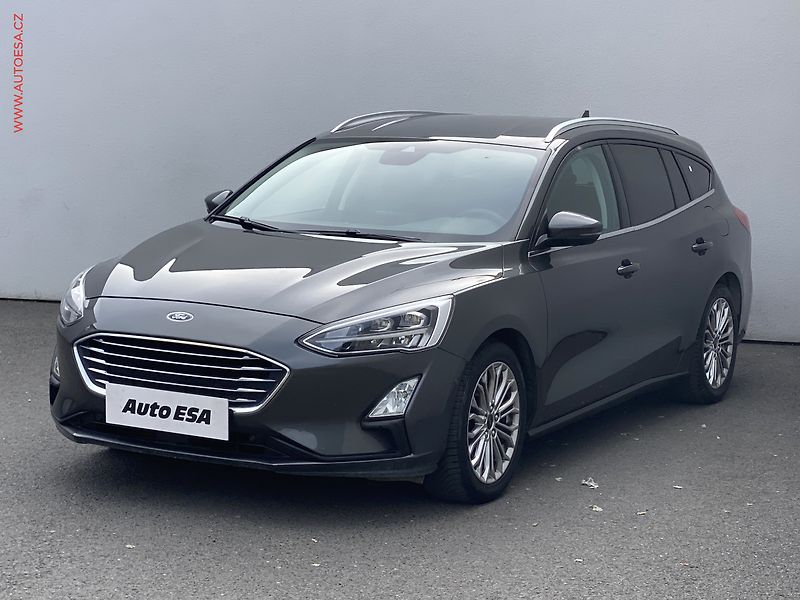 Ford Focus (2018) 1.0EB, Titanium, TZ - fotka 3 z 18