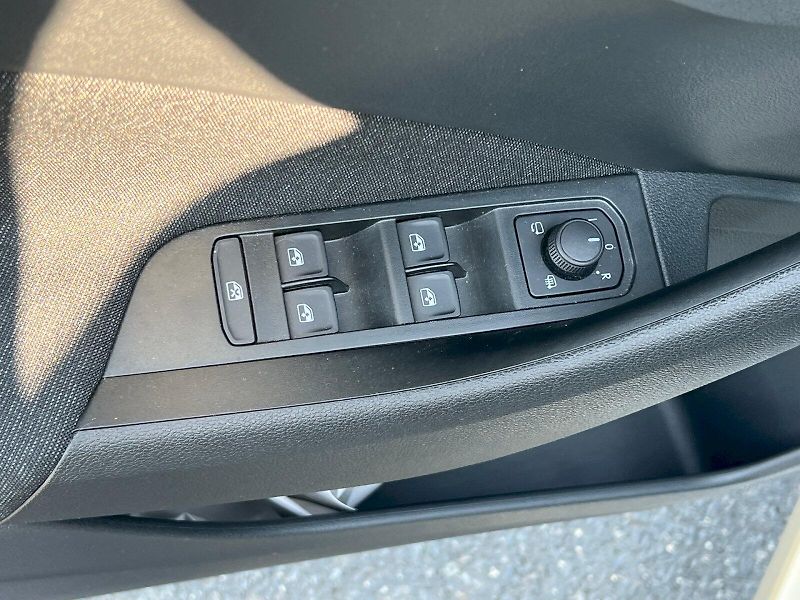 Škoda Kamiq (2025) Top Selection 1.0TSi 85kW 7°au - fotka 28 z 30
