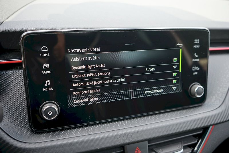 Škoda Kamiq (2025) TSI 85 kW DSG Monte Carlo - ta - fotka 18 z 34