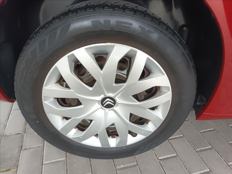 Citroën C4 Picasso 1,2 -81KW,DIGIKLIMA,KOLA - fotka 28 z 46