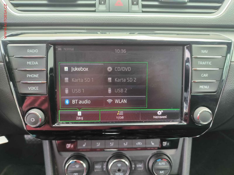 Škoda Superb (2016) 1.6 TDi, Style, DSG, bixen - fotka 13 z 23