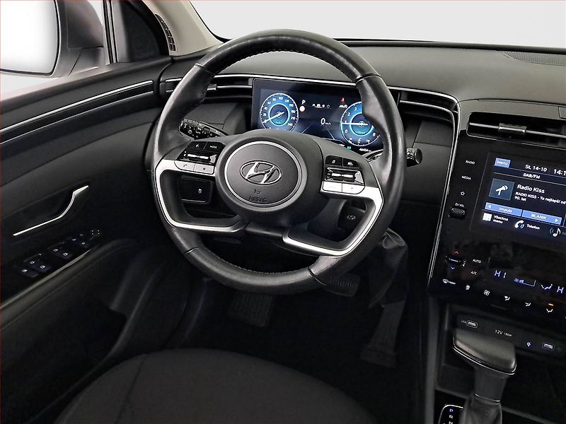 Hyundai Tucson (2023) 1.6 T-GDI 48V MHEV - fotka 7 z 19