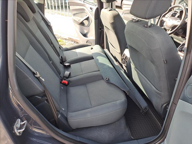 Ford C-MAX 2,0 TDCI - fotka 7 z 17