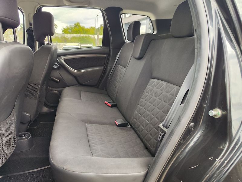 Dacia Duster 1.2 TCE/92kW Artica - fotka 10 z 25