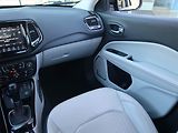 Jeep Compass (2018) 1.4 MultiAir, 4X4, Automat - náhled 8