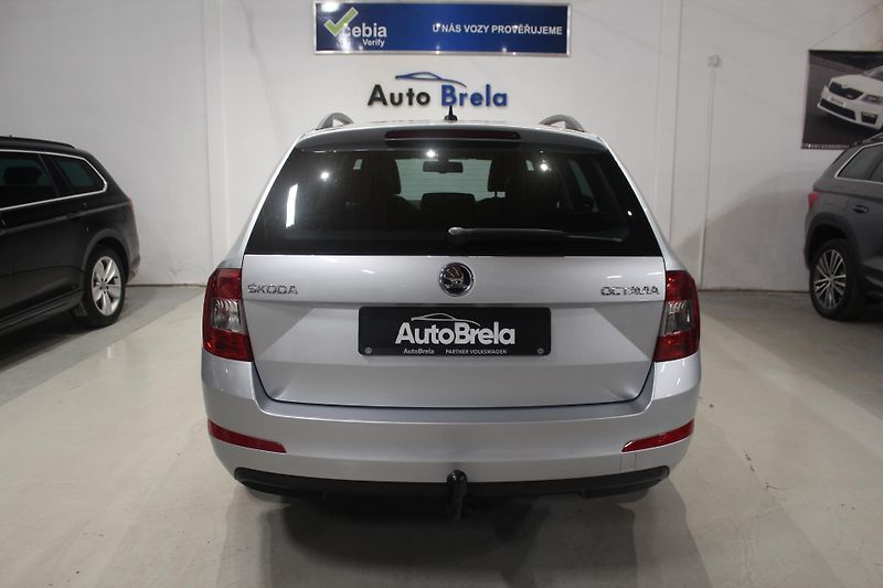 Škoda Octavia (2015) 1.6 TDI Navi Tažné Elegance - fotka 11 z 31