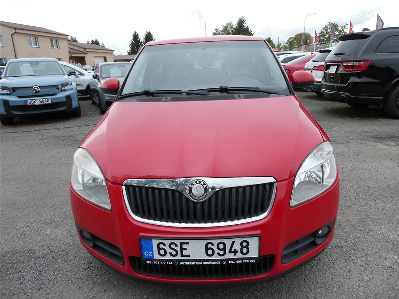 Škoda Fabia 1,6 i16V 77kW AUTOMAT,klima,ČR - fotka 2 z 30