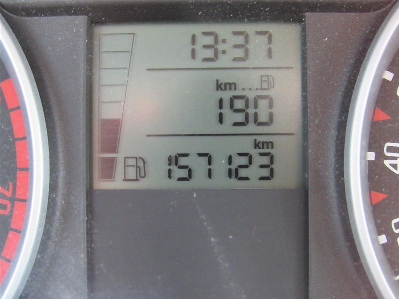 Škoda Fabia 1,2 HTP 44KW Ambiente - fotka 14 z 29