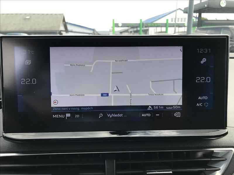 Peugeot 3008 1,5 1.5 BlueHDI 130 EAT8 96kw - fotka 11 z 27