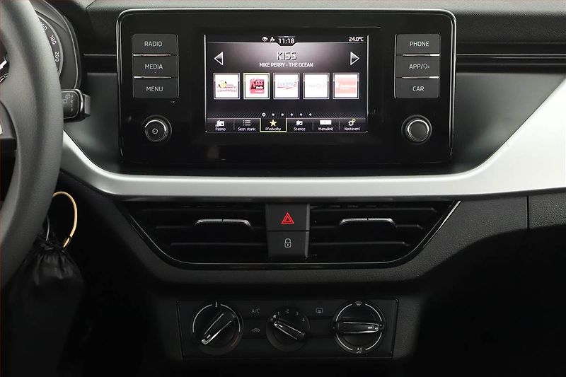 Škoda Scala (2020) Ambition 1.0 TSI, ČR,1.maj - fotka 9 z 11