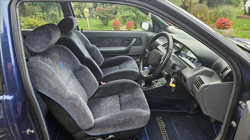 Renault Clio 2,0 16V RHD  WILLIAMS2 - fotka 10 z 21