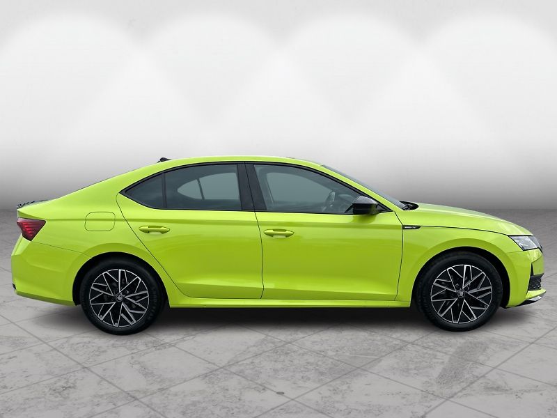 Škoda Octavia 1,5 TSI / 110 kW Sportline - fotka 7 z 24
