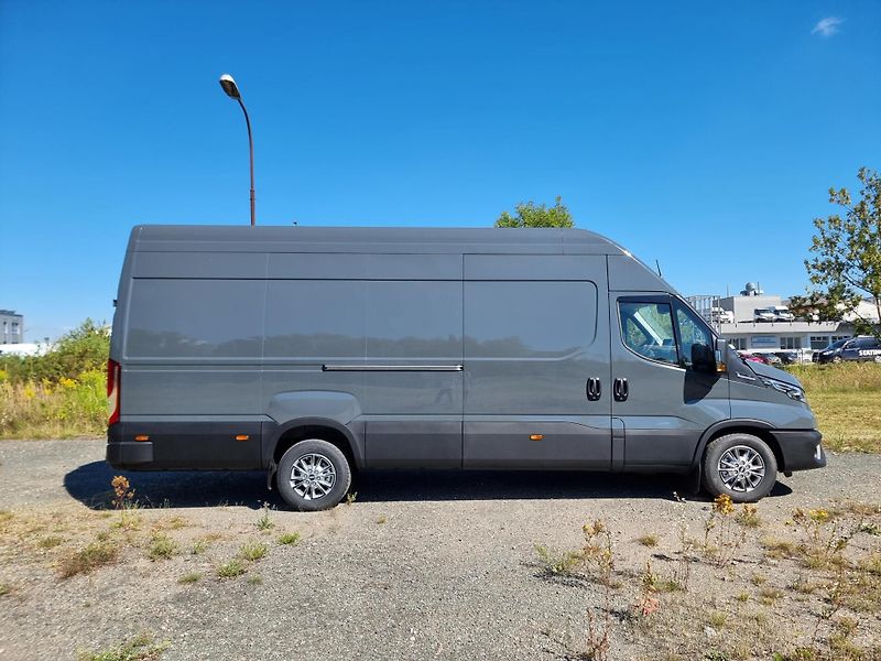 Iveco Daily 35S18HA8/L4H3/LED/NAVI/ALU - fotka 3 z 8