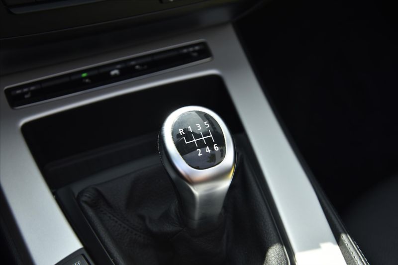 BMW Z4 23i 150kW SERVISNÍ KNIHA ČR - fotka 23 z 26