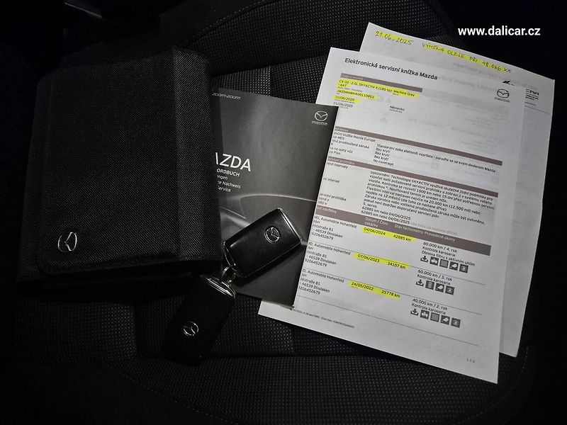 Mazda CX-30 (2020) 2.0i Skyactive-X Selection Led - fotka 47 z 52
