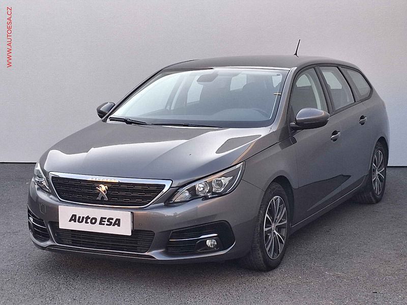 Peugeot 308 (2018) 1.6HDi, ČR, AC - fotka 3 z 16