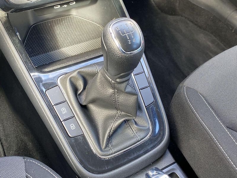 Škoda Fabia (2024) 1.0 TSI Selection - fotka 18 z 32
