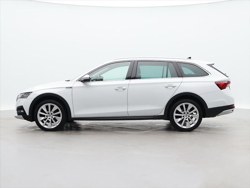 Škoda Octavia 2.0 TDI 4x4 Scout DSG DPH - fotka 4 z 42