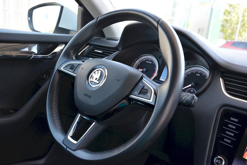 Škoda Octavia (2020) Combi 1.5 TSI 110 kW Style PLU - fotka 15 z 23
