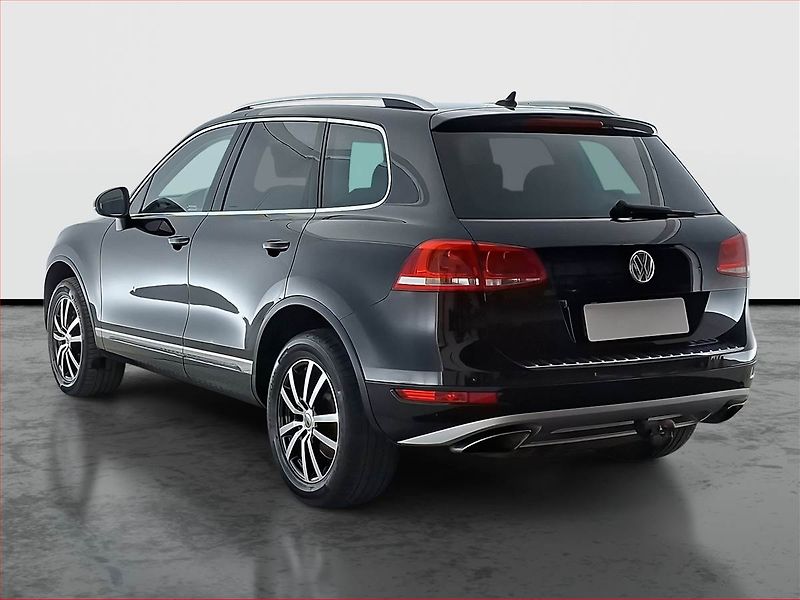 Volkswagen Touareg (2012) 3.0 TDI, 4X4, Automat - fotka 4 z 21