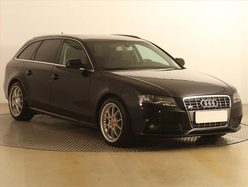 Audi A4 (2010) 3.0 TDI, 4X4, Automat - fotografie inzerátu