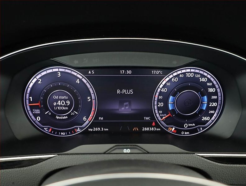 Volkswagen Passat (2015) Highline 2.0 TDI, Navi - fotka 9 z 19