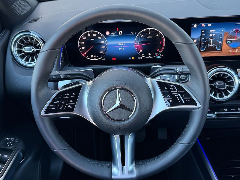 Mercedes-Benz GLB 200 d 4MATIC Progressive E - fotka 18 z 35