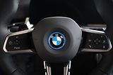 BMW iX2 xDrive30 - náhled 10
