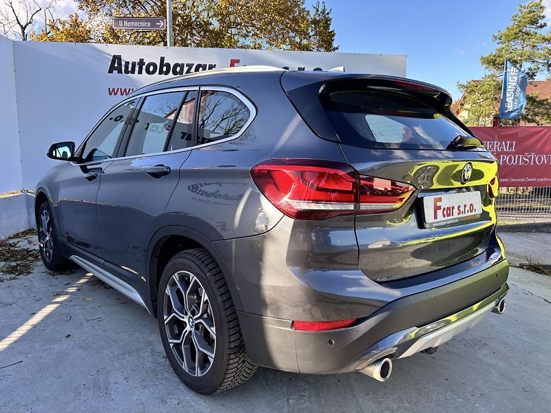 BMW X1 (2022) 2.0D 140kW, X-Drive Alu Kola!  - fotka 6 z 33