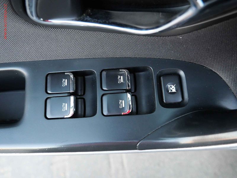 Kia Ceed (2017) 1.6CRDi, ČR, AC, tempo, park - fotka 14 z 18
