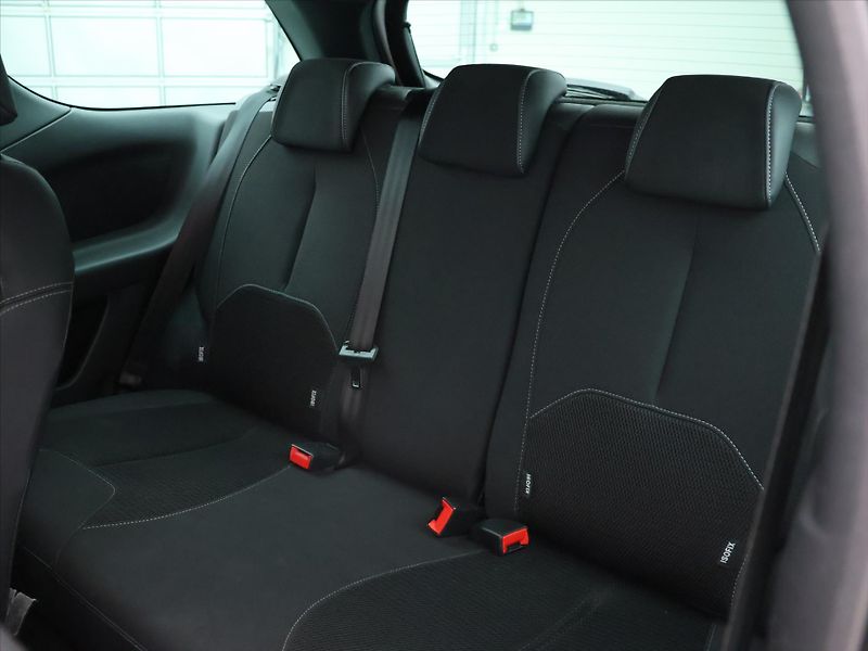 Citroën DS3 1,6 VTi 88 kW Aut. klima - fotka 11 z 31