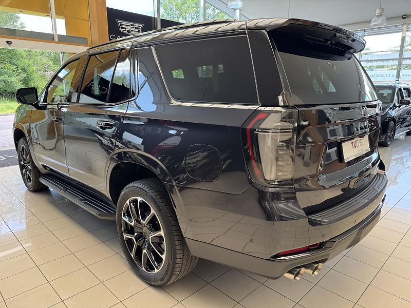 Chevrolet Tahoe RST 6,2 V8 - fotka 3 z 64