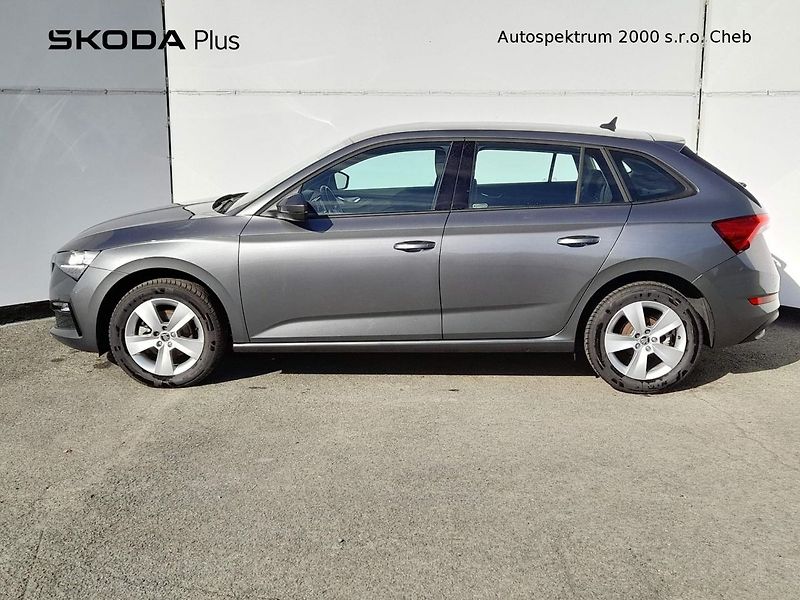 Škoda Scala Ambition Plus 1.5 TSI 110kW 6M - fotka 11 z 28
