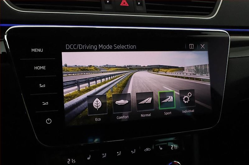 Škoda Superb (2018) Laurin&Klement 2.0 TDI 4x4 - fotka 14 z 20