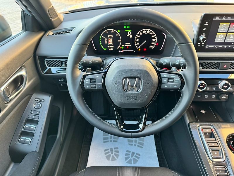 Honda Civic (2026) 2.0e:HEV ELEGANCE SKLADEM - fotka 5 z 13