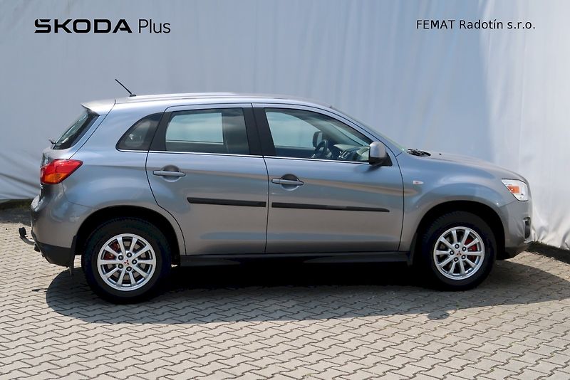 Mitsubishi ASX (2014) 1,8 Di-D 110 kW - fotka 3 z 26
