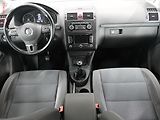Volkswagen Touran (2011) 1.6TDI, Klima - náhled 8