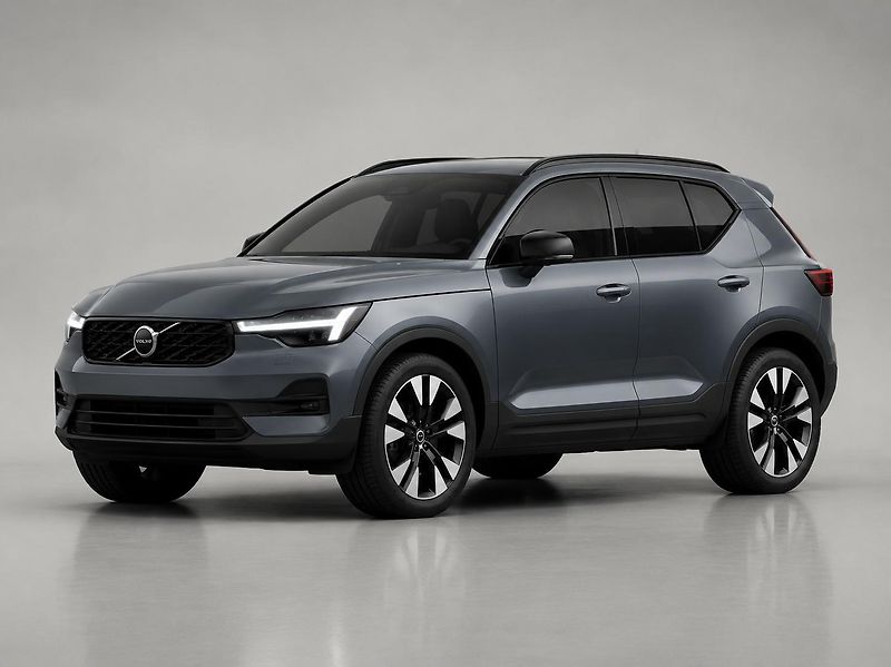 Volvo XC40 (2026) B3 PLUS DARK  - fotka 2 z 17