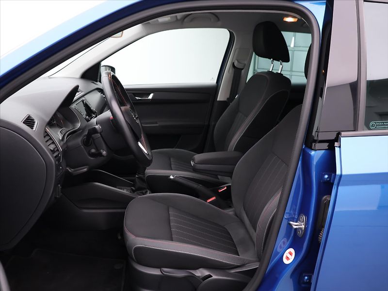 Škoda Fabia 1,0 TSI 81kW Style edition 100 - fotka 10 z 28