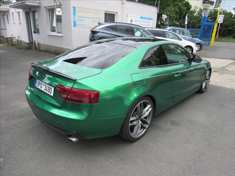 Audi A5 3,0 TDi 176kW Manuál Quattro - fotka 6 z 30