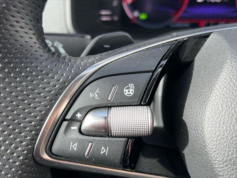 Škoda Karoq 1,5 TSi 110kW 7DSG SPORTLINE - fotka 30 z 34