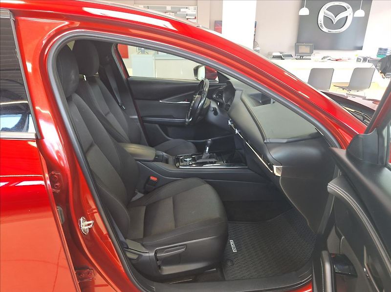 Mazda CX-30 2.0 e-Skyactiv-X186 GT Plus - fotka 6 z 14