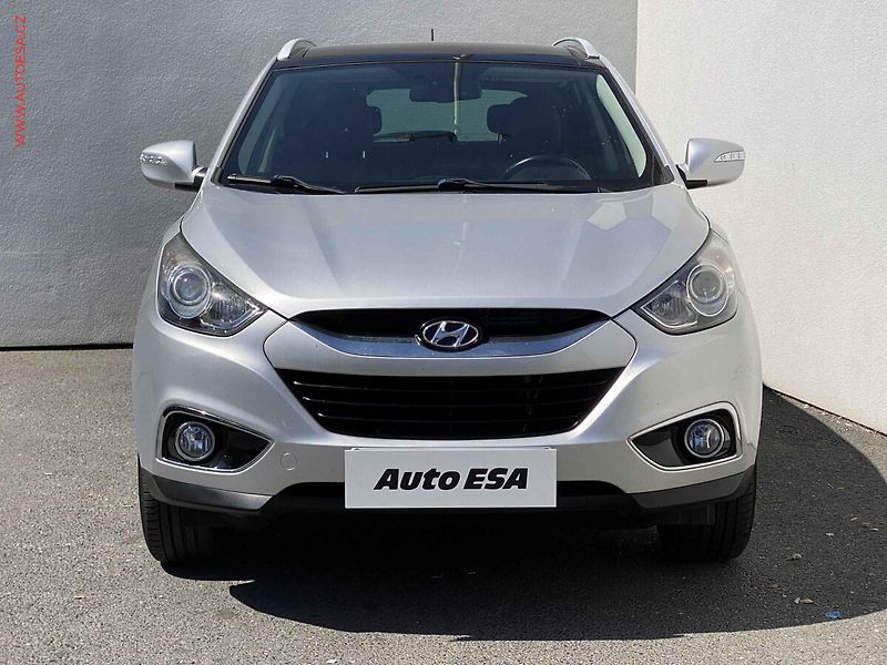 Hyundai ix35 (2012) 1.7 CRDi, ČR, AC, panor - fotka 2 z 18