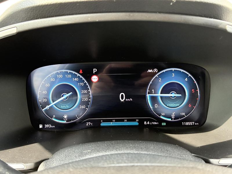 Hyundai Santa Fe 2.2 CRDI AWD 8DCT Premium - fotka 19 z 24
