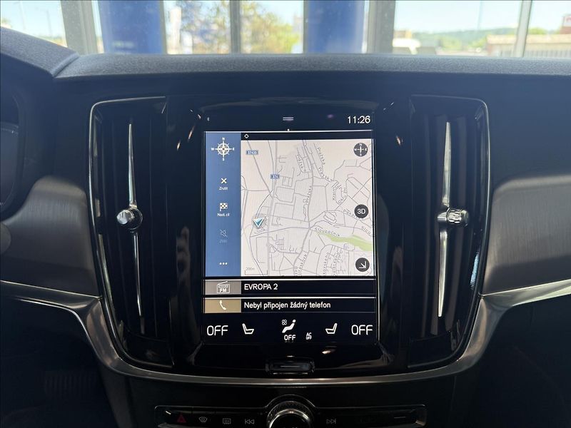Volvo S90 2,0   173 kW,D5,4x4 - fotka 14 z 33