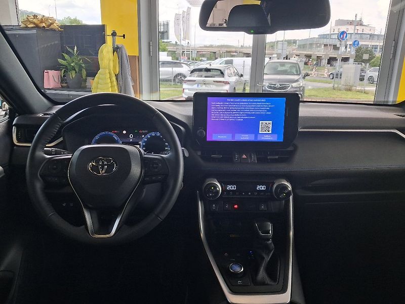 Toyota RAV4 2.5HEV 131kW 2025 - fotka 11 z 16