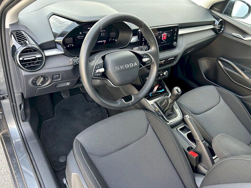 Škoda Fabia (2025) Selection 1.0 TSI 70 kW - fotka 13 z 29